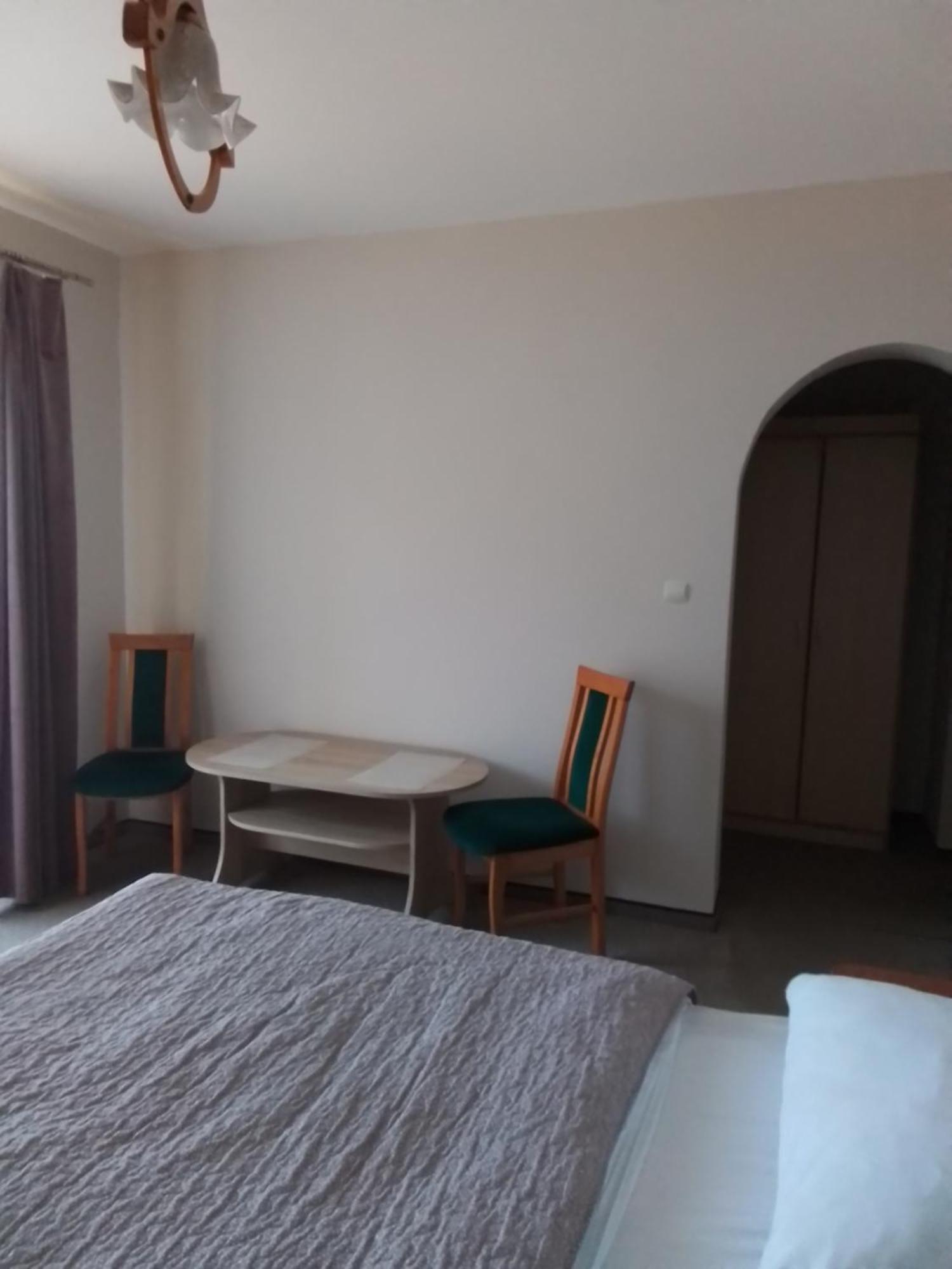 Pokoje Goscinne Kaja Kudowa-Zdrój Exterior foto